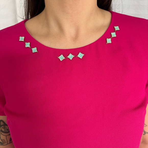 Pink cocktail dress with turquoise detailing - Picture 2 of 6